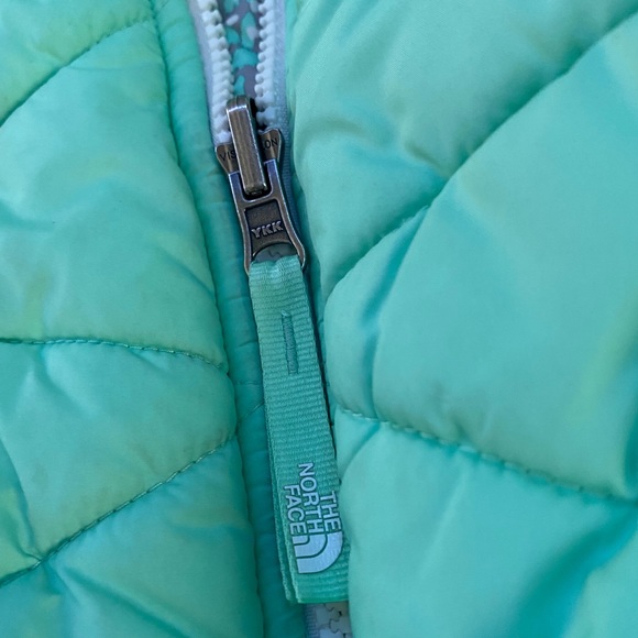 PRICE DROP-kids north face puffer - Picture 6 of 8
